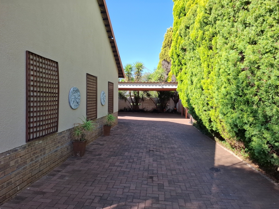 3 Bedroom Property for Sale in Stilfontein Ext 4 North West